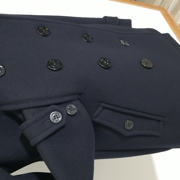 Coat - Picture 5 of 10